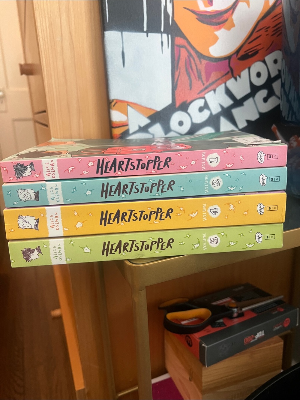 Set of 4 Heartstopper books